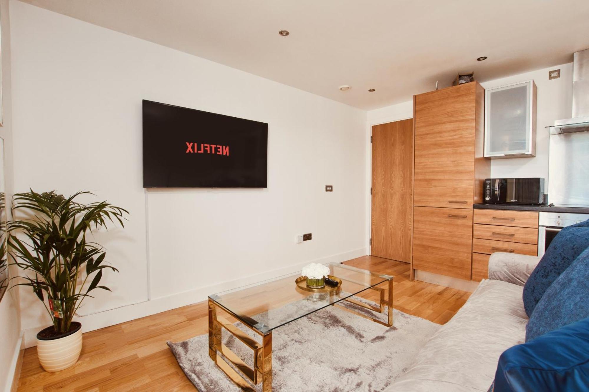 King Deluxe City Apt Large Space& Free Parking! No Balcony Leeds  Buitenkant foto