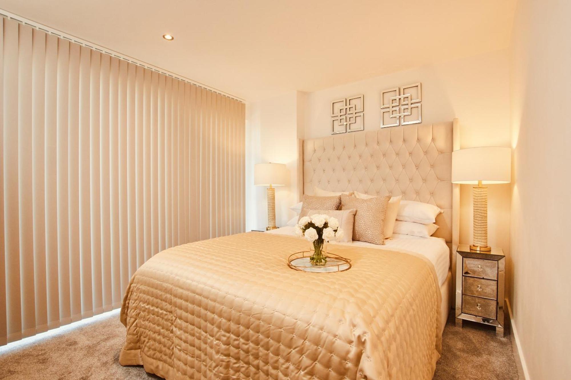 King Deluxe City Apt Large Space& Free Parking! No Balcony Leeds  Buitenkant foto